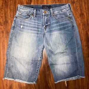LUCKY BRAND BOARDWALK BERMUDA SHORT; SIZE; 4/27